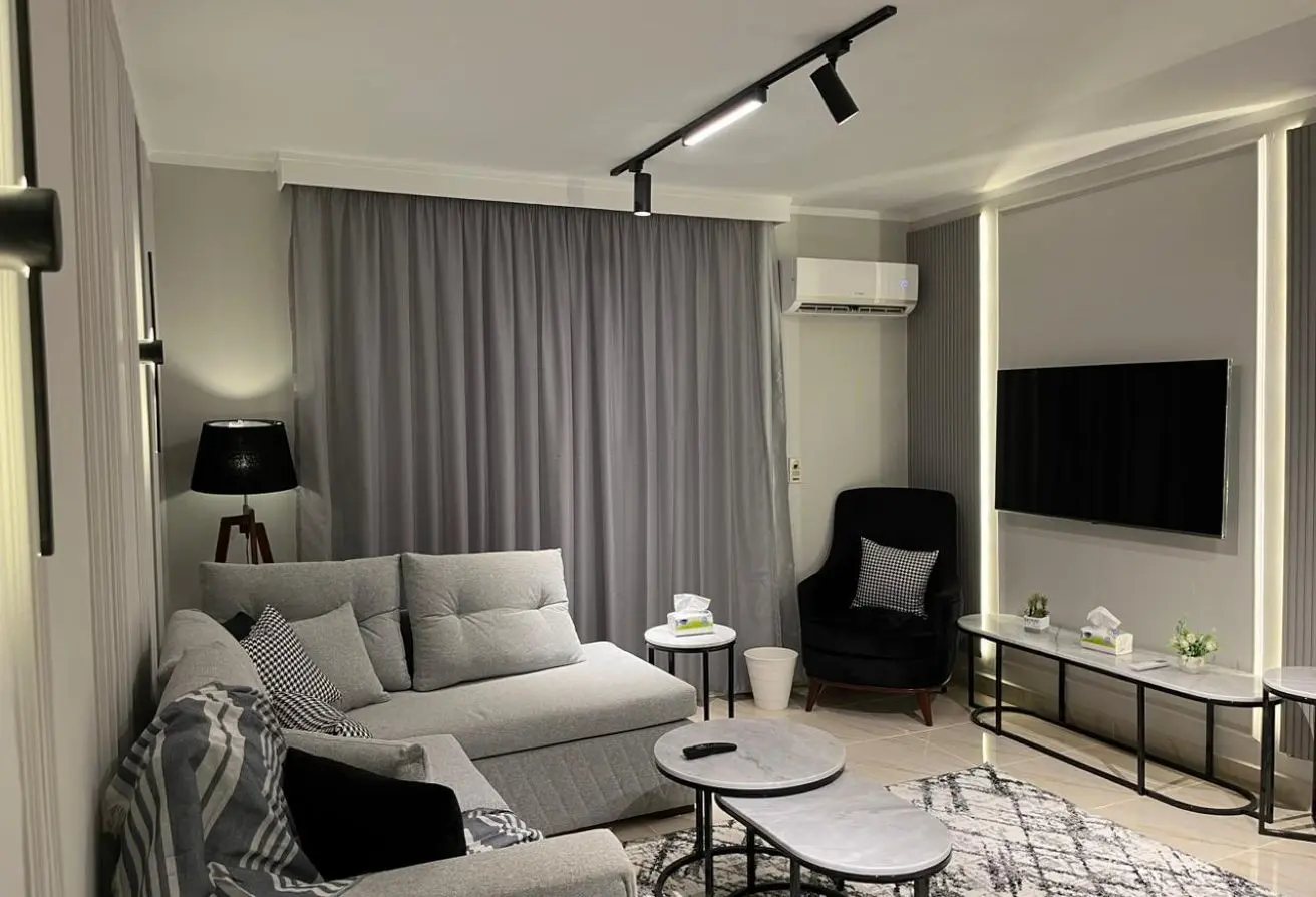Furnished 2-bedroom apartment in Maadi
